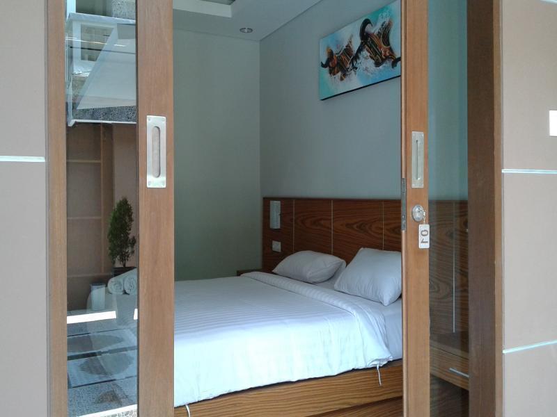 Ronta Bungalows Кута Екстериор снимка
