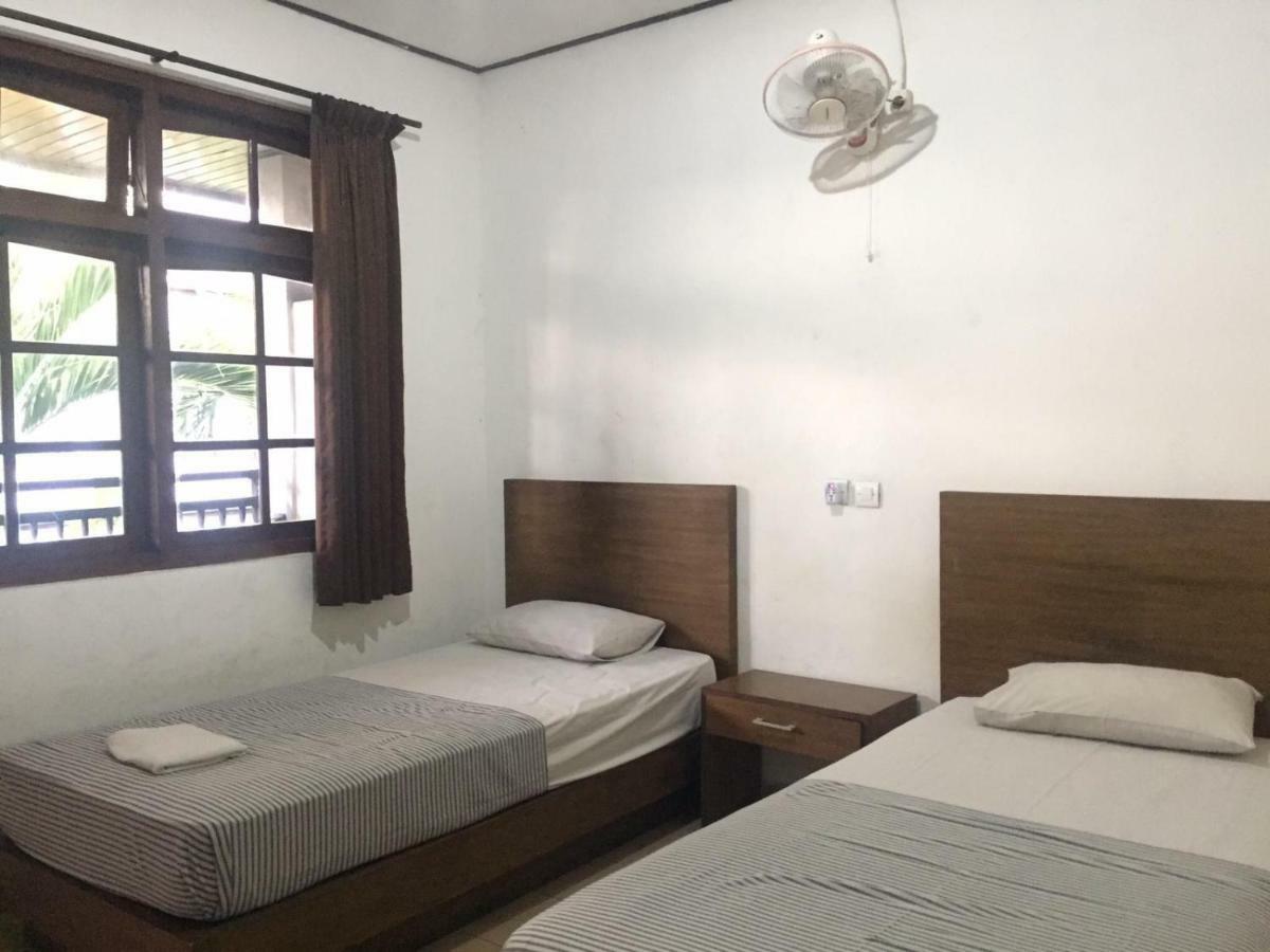Ronta Bungalows Кута Екстериор снимка