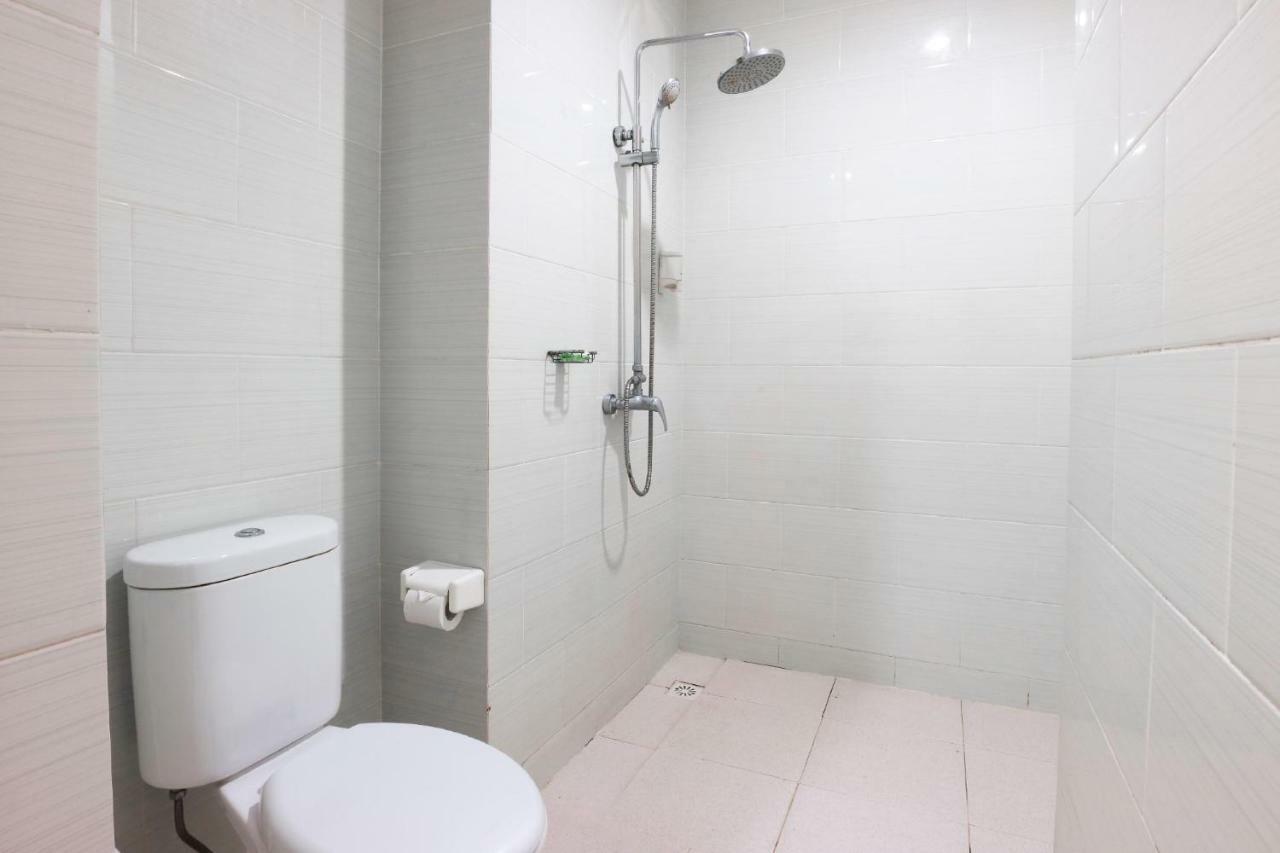 Ronta Bungalows Кута Екстериор снимка